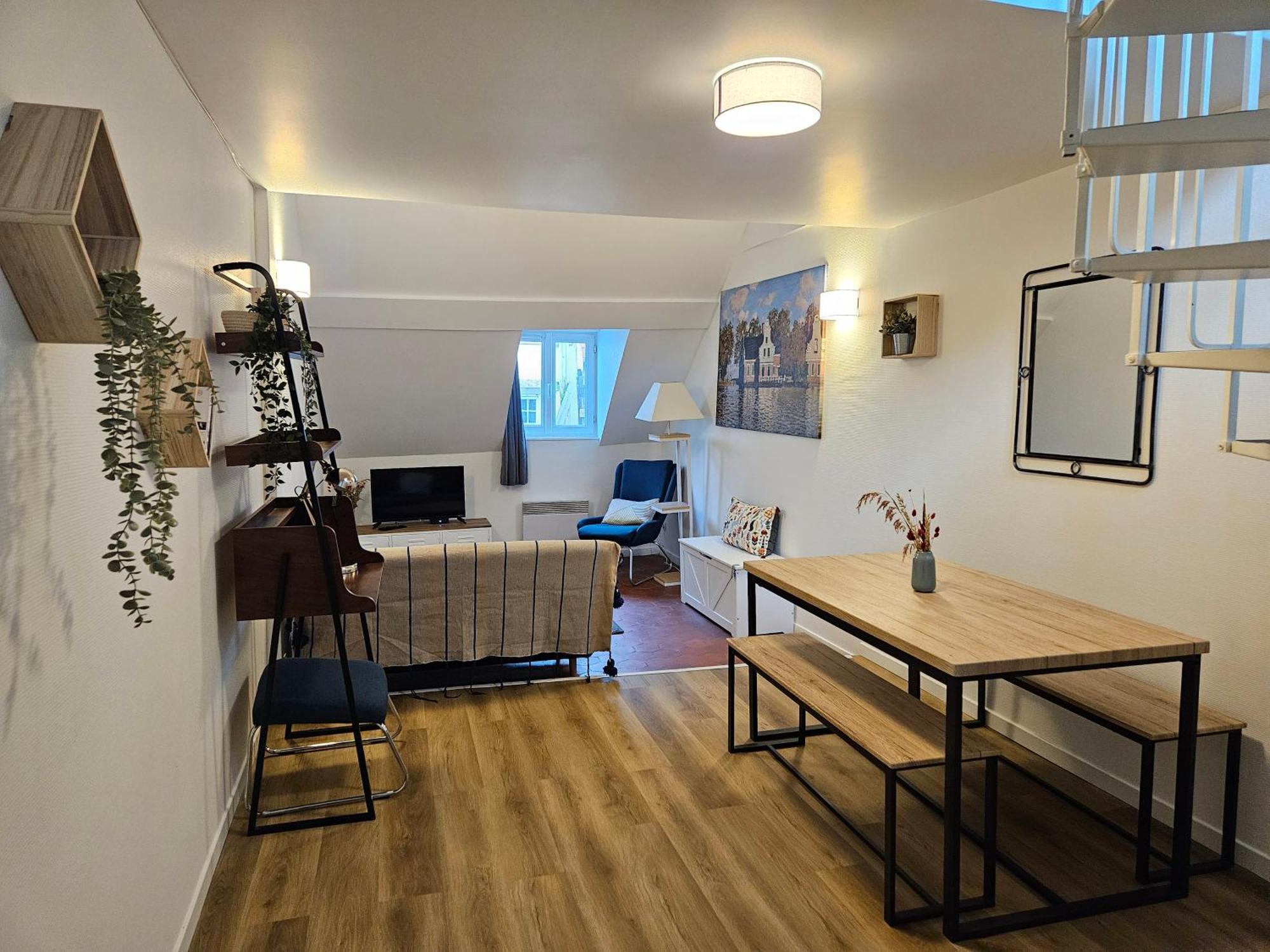 Charmant Duplex Au Coeur De Vernon Proche Gare Et Giverny Ngoại thất bức ảnh